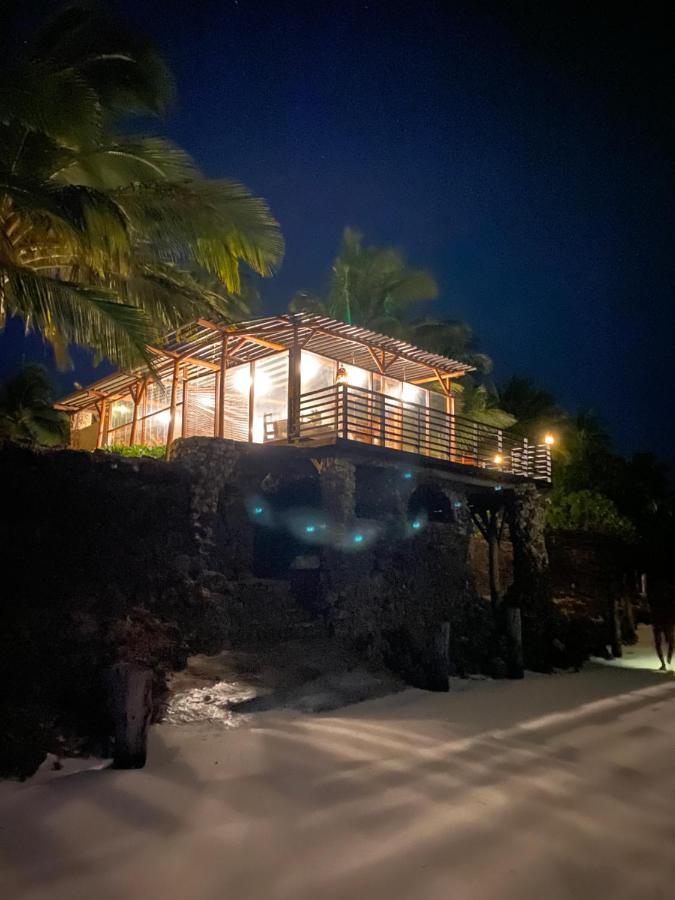Palumboreef Beach Resort Uroa Exteriör bild